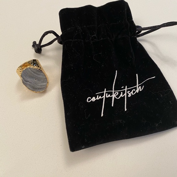 Statement Ring - Picture 2 of 4